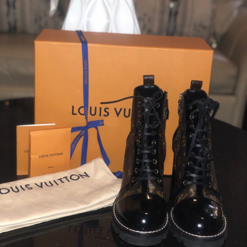 Louis Vuitton STAR TRAIL ANKLE BOOT